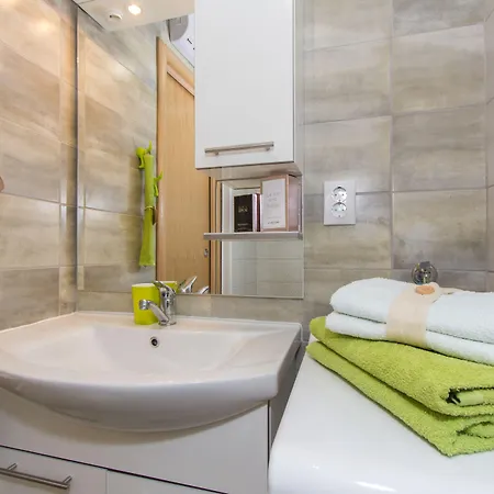 Shiny Apartment