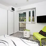 Shiny Apartment
