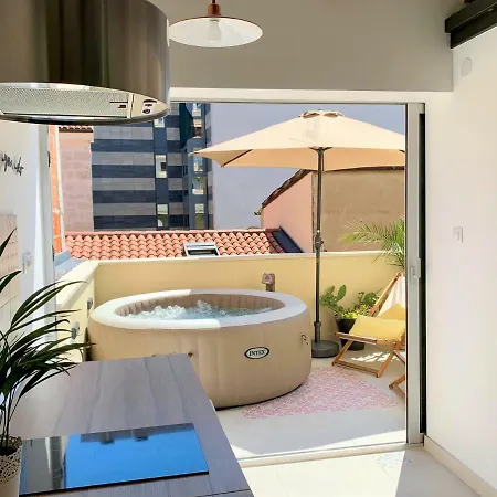 Shiny Apartman *