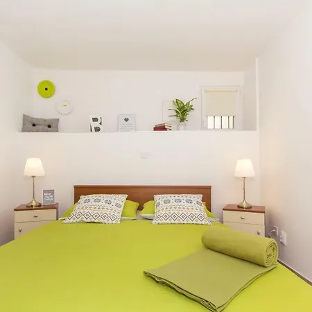 Shiny Apartment